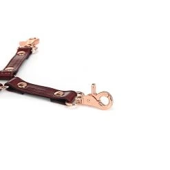 »BDSM Hogtie Connector Wine Red« Aus Leder Von »LiebeSeele« -JOYDIVISION Geschäft BDSM Hogtie Connector Wine Red aus Leder von LiebeSeele .L0403 00 2f27