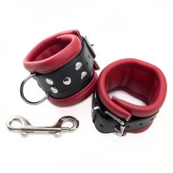 Hausmarke Breite Handfesseln Aus Stabilem Leder