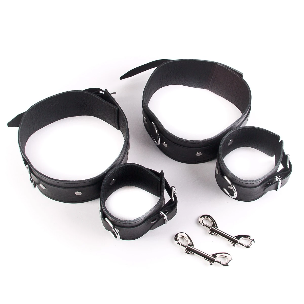 Hausmarke Frogtie-Fesseln »Pure« Aus Schwarzem Leder 3 Hausmarke Frogtie-Fesseln »Pure« Aus Schwarzem Leder