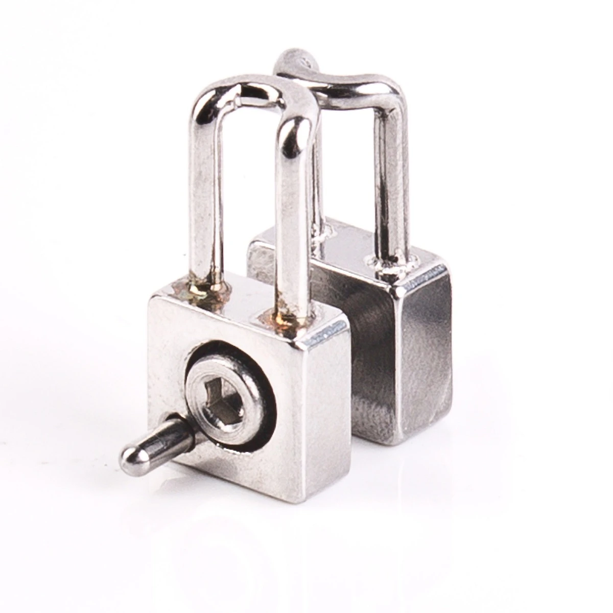 Lieblingstoys Nasenschäkel - Nosehook 4 Lieblingstoys Nasenschäkel - Nosehook – Bild 2